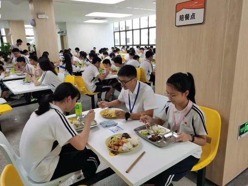 提升餐飲與住宿服務質量，共筑師生幸福校園生活